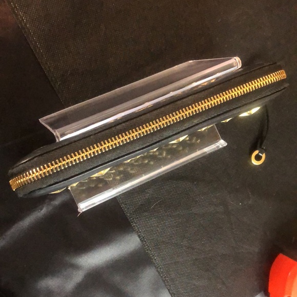 JIMMY CHOO Navy Blue Lambskin and Gold Stars Continental Zip Wallet - Picture 12 of 13